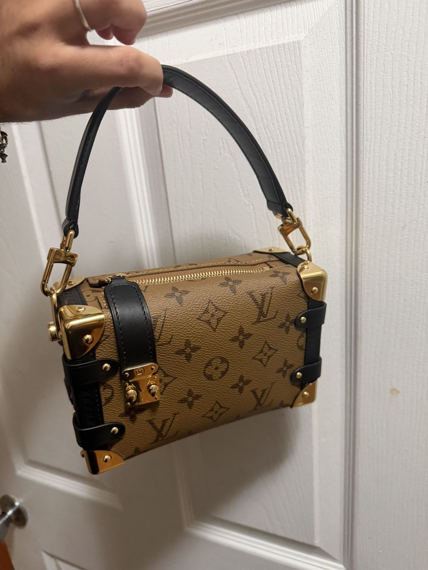 Lv Purse 