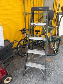 Husky 4ft ladder