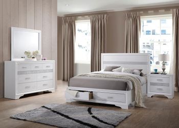 Bedroom Set Queen 4 Pc 💕