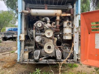 Bobcat 743 Runs Great Hydraulic Problems