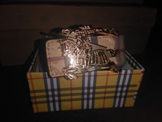 Burberry belt