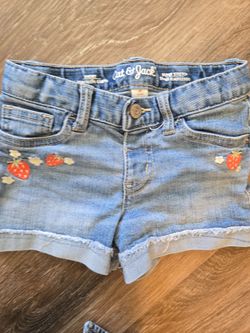 Cat& jack jean shorts size 4t
