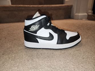 Jordan 1 Mid SE split Homage W size 6.5