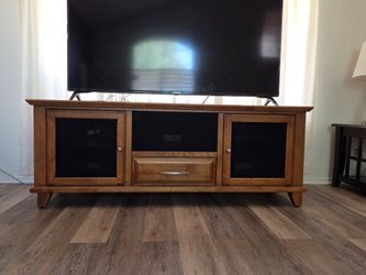 Solid Wood Media Stand