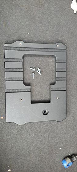 2016 Ford Focus Amp Mount