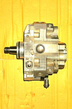 Duramax LLY injection pump (Remanufactured)