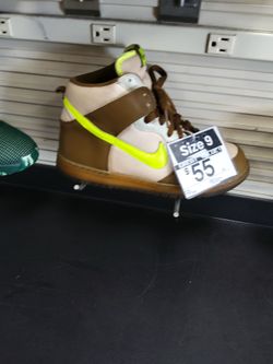Nike High-Top Sneakers Size 9