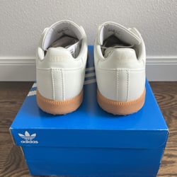 KITH x Adidas Samba Golf White Athletic Golfing Shoes w/ Box for Sale in  Tacoma, WA - OfferUp