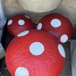 Decoration mushrooms 🍄