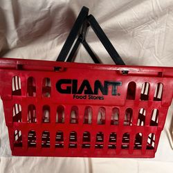 Giant Food Store Plastic Shopping Basket
