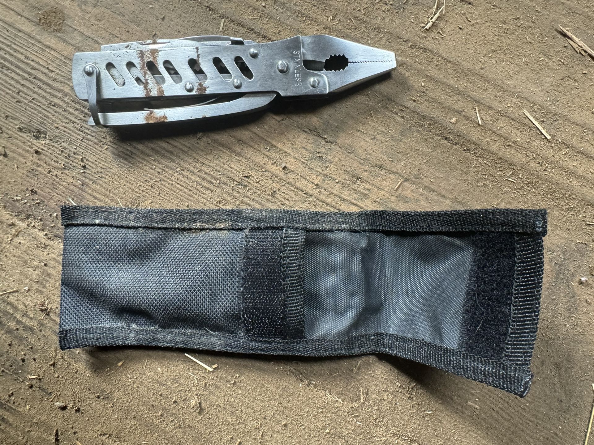 Multi Tool With Plyer Head