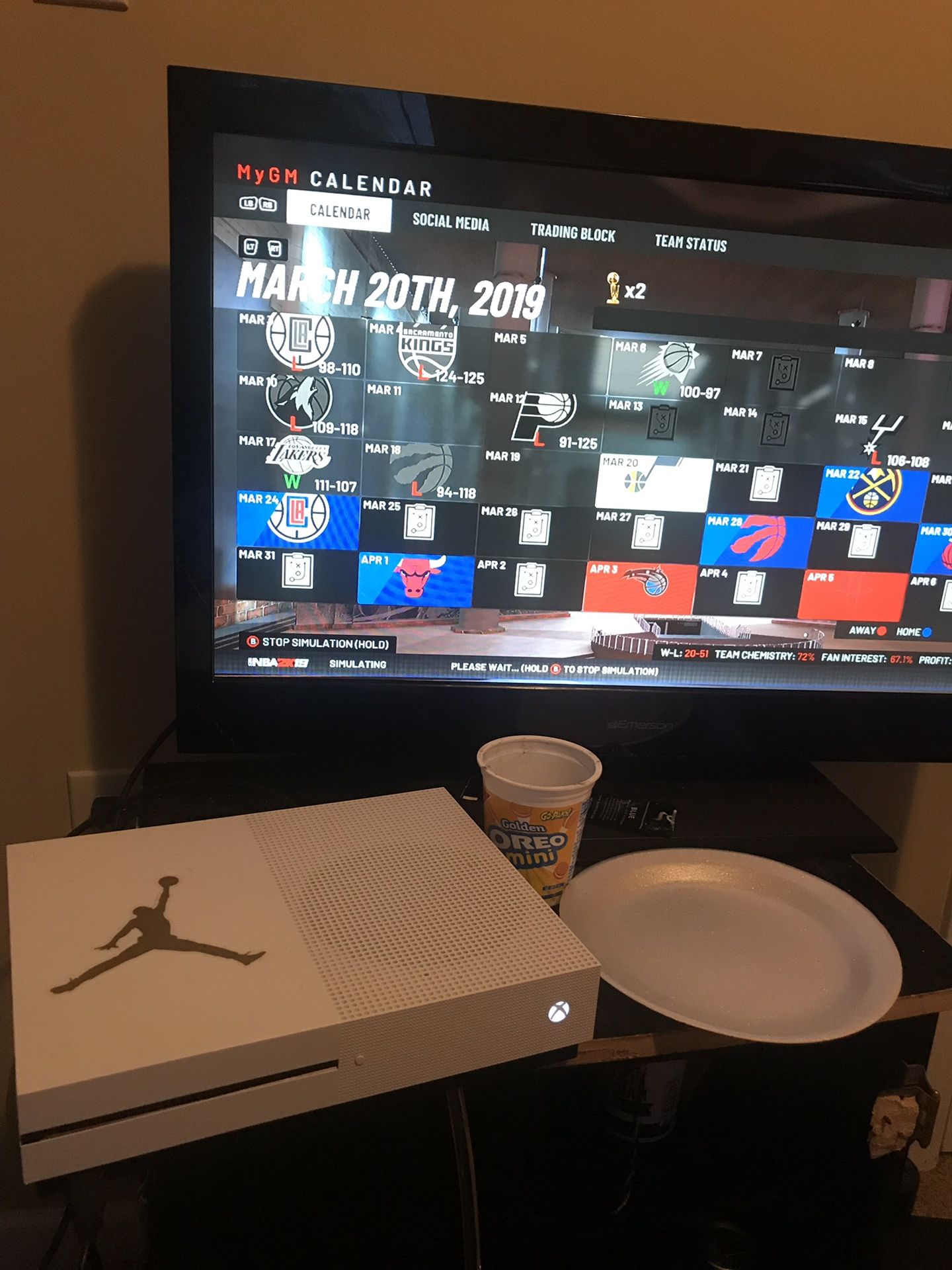 Emerson 32 inch Tv