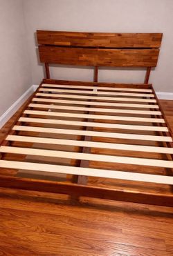 Solid Wood Queen Bed Frame with Headboard – Acacia Wood