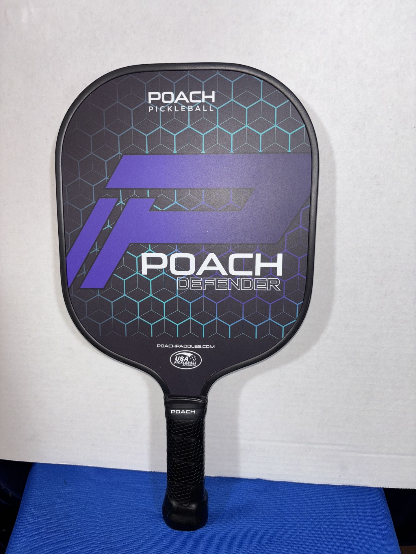 Poach Defender Pickleball Paddle