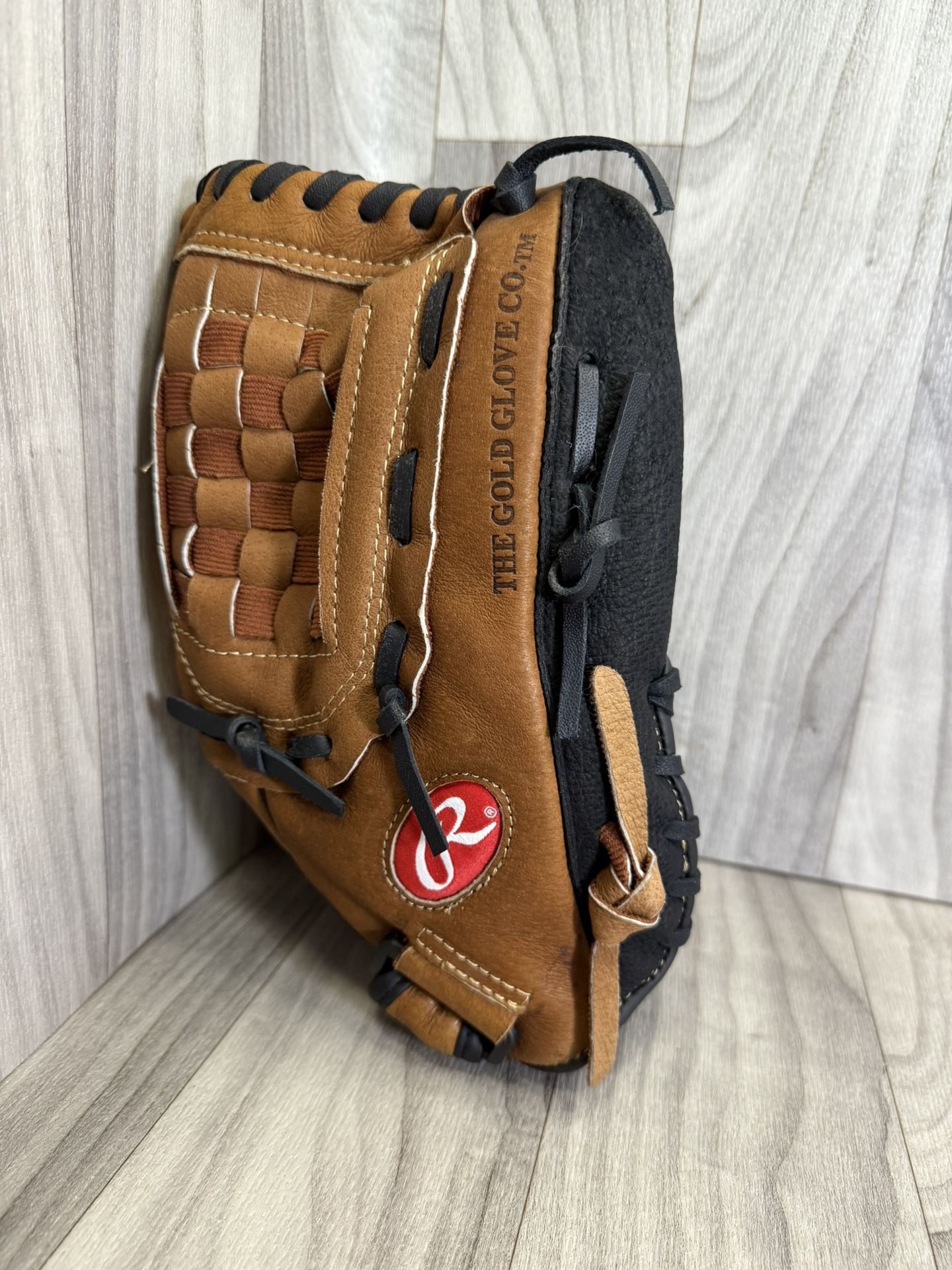 Rawlings R125 RENEGADE 12 .5" Baseball Glove RHT Right Hand Throw 