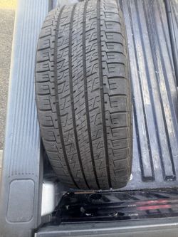 GOODYEAR TIRE 215/55r17