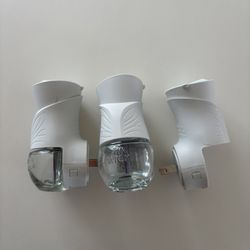 Bundle 3 Air-wick Wall plug-ins 