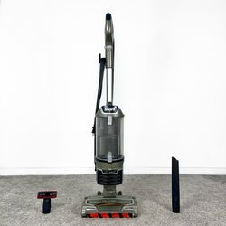 Shark Rotator Duo Clean Zero-M Vacuum Cleaner w/ attachments - Aspiradora