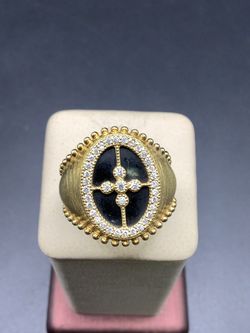 18KT Onyx Encrusted Cross Ring