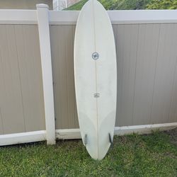 6’8” blackbird surfboard twin fin