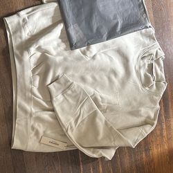 Essentials crew neck