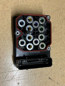 BRAND NEW Ford OEM ABS control module (FV6Z-2C219-E) fits Ford C-Max 2013-2015