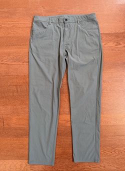 Vuori Men’s v430 Grey Chino Pants