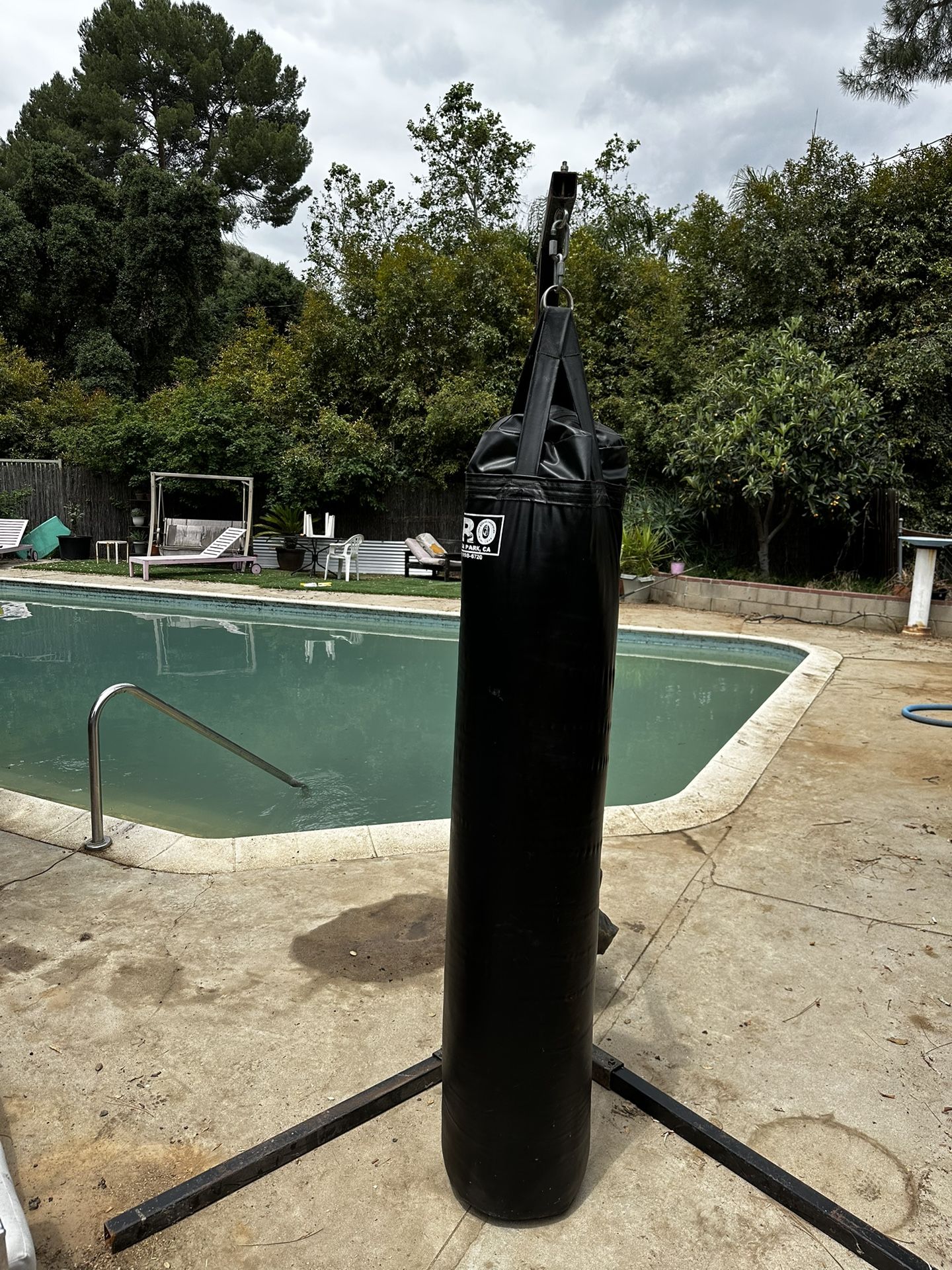 Heavy Bag (300lbs) With Stand And Sandbags