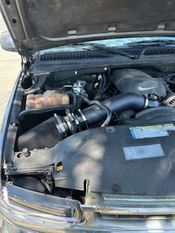 Chevy Tahoe gmc Yukon cold air intake Kit (brand new) 99-06