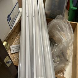 Plug In Fluorescent Lights 