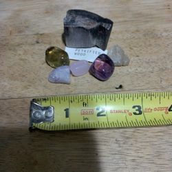 3 Inch Piece Of Petrified Wood 🪵 Plus 4 Small Crystals And Gems.
