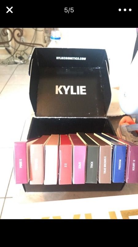 Kylie make up