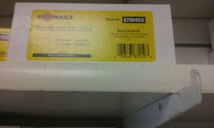 Stainless steel chisel point staples