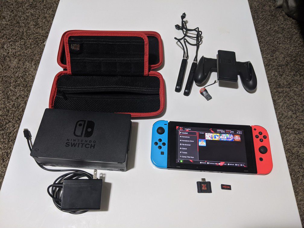 Hackable Nintendo Switch with SX Pro Dongle and 128GB Micro SD