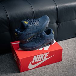 Air Max 90  