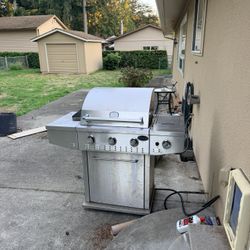 Gas Grill 