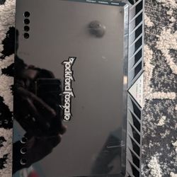 Rockford Fosgate Amp