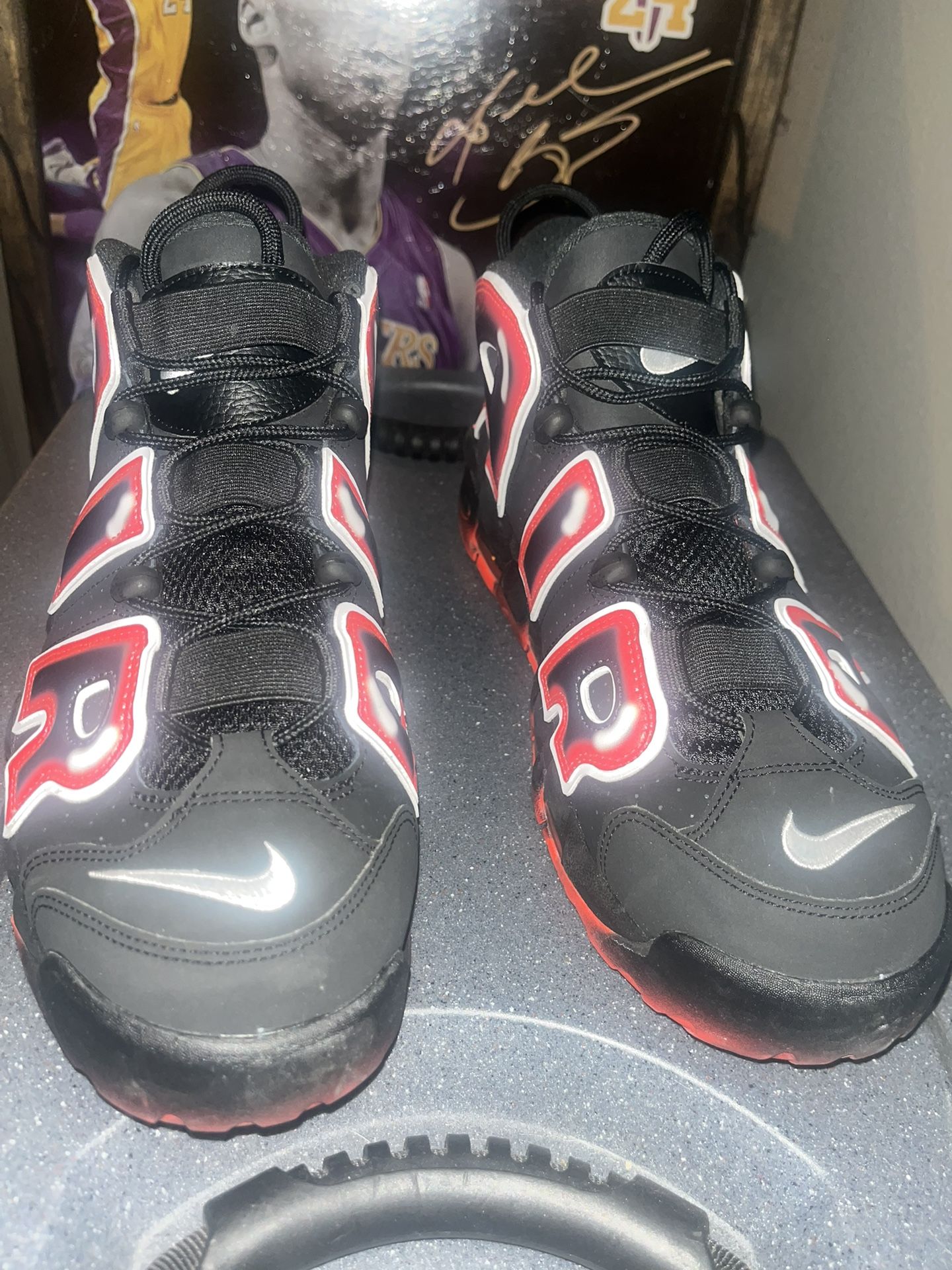 Air More Uptempo “Red Toe”