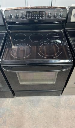 Kenmore Electric Glass‑Top Range – Black, Warming Drawer