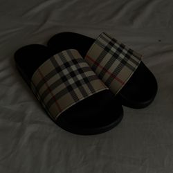 Burberry Slides 