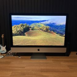 MINT — 2020 iMac 5k (i7, Radeon Pro 5700XT, 72GB RAM, 4 TB SSD)