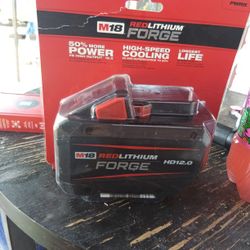 M18 Red Lithium Forge