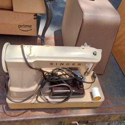 1959 Singer Sewing Machine 