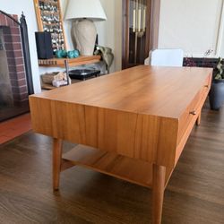 Coffee Table West Elm 