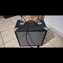 Fender Rumble 15 Bass Amp