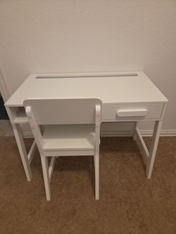 Kid's Desk