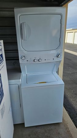 GE stackable washer and dryer ELECTRIC