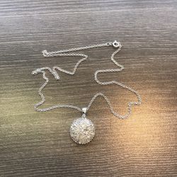 Sterling silver (.925) necklace & pendant with diamond accents 18” long