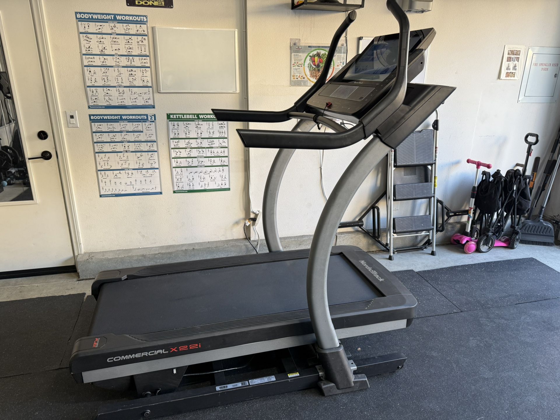 Norditrack Commercial X22i Treadmill - Pending