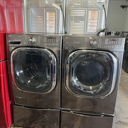 LG Electric Washer & Dryer Set with Pedestals 
